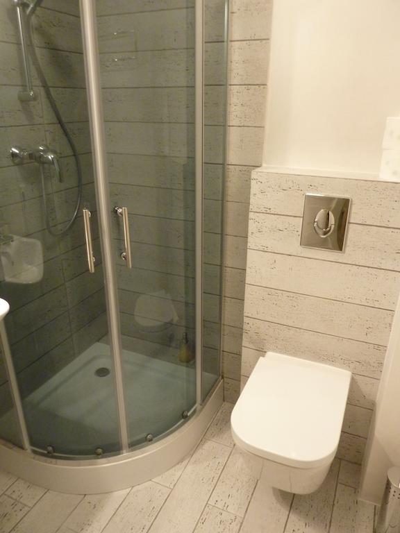 Koro De Varsovio - Apartament Ciasna 10 Eksteriør bilde