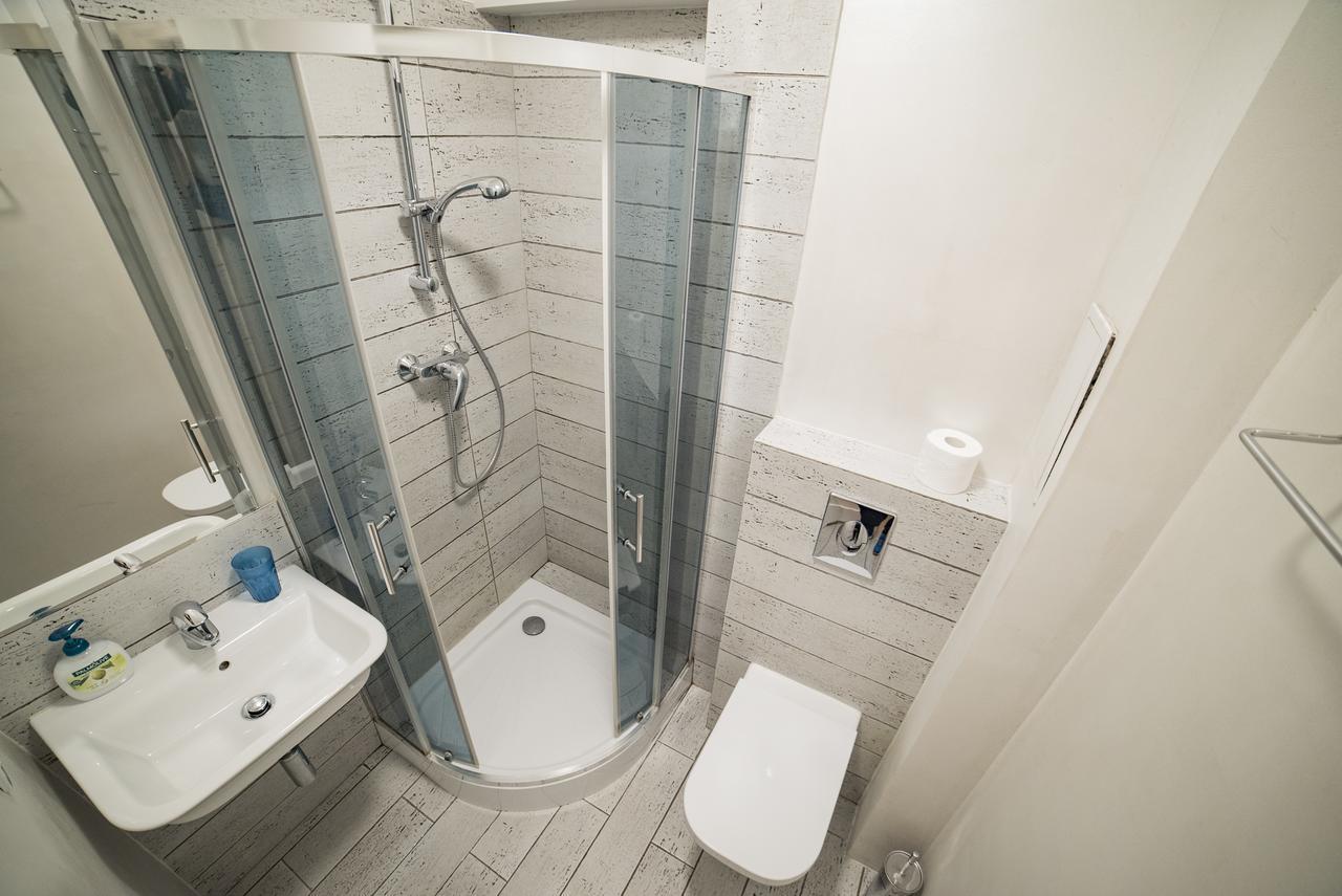 Koro De Varsovio - Apartament Ciasna 10 Eksteriør bilde